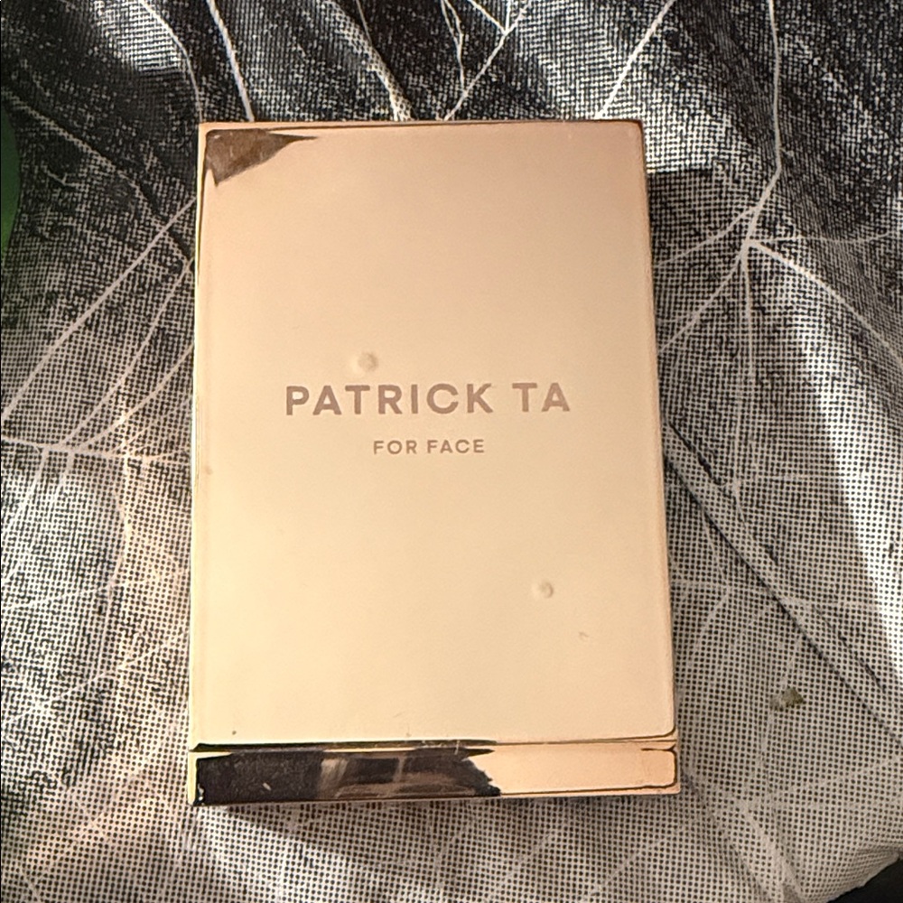 Patrick Ta Gold Blush Compact
